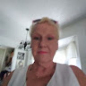 Meet your Posher, Ellen